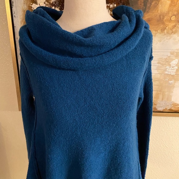 Free People cowl neck / turtleneck long sleeve sweater size XS ~ - Picture 2 of 14